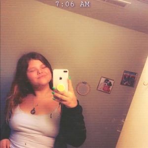 Meet your Posher, Ivory